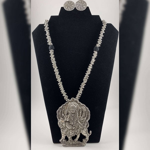 Devi Necklace Set